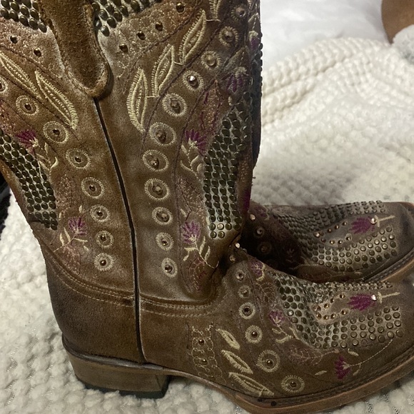 Coral boots - Picture 4 of 4